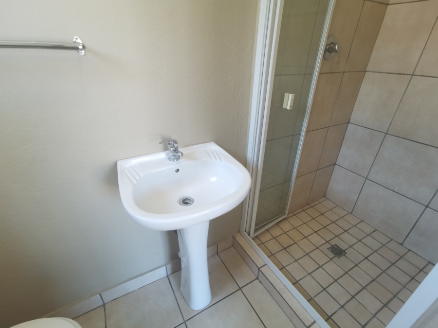 To Let 2 Bedroom Property for Rent in Nelspruit Mpumalanga