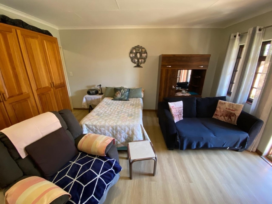 1 Bedroom Property for Sale in White River Ext 15 Mpumalanga