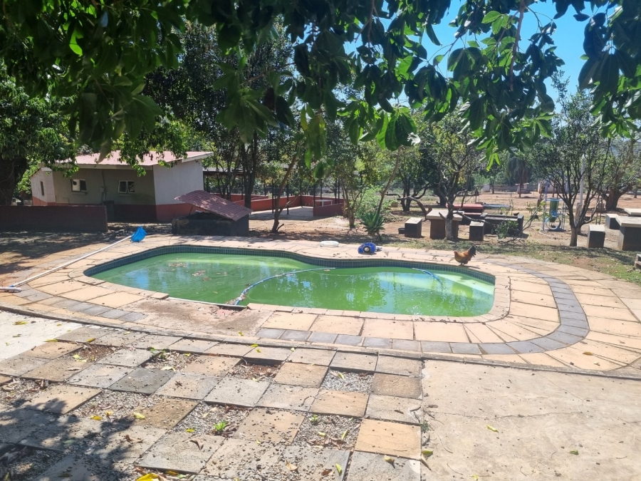 13 Bedroom Property for Sale in White River Rural Mpumalanga