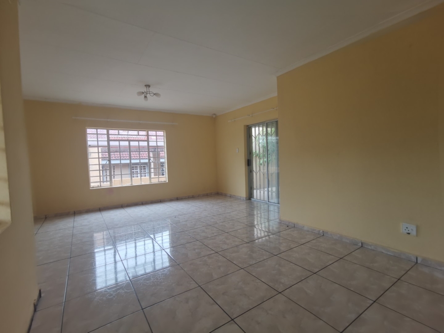 To Let 3 Bedroom Property for Rent in Sonheuwel Mpumalanga