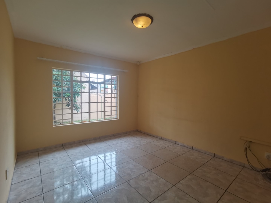 To Let 3 Bedroom Property for Rent in Sonheuwel Mpumalanga