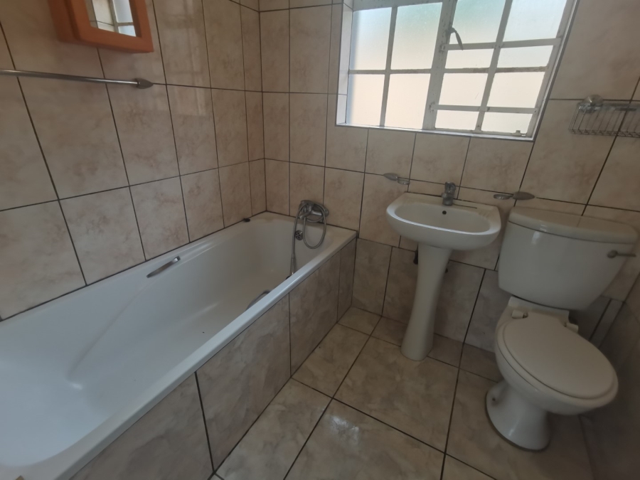 To Let 3 Bedroom Property for Rent in Sonheuwel Mpumalanga