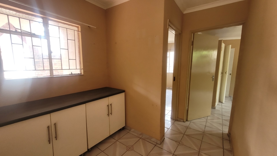 To Let 3 Bedroom Property for Rent in Nelspruit Ext 2 Mpumalanga