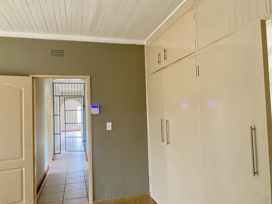 To Let 4 Bedroom Property for Rent in West Acres Mpumalanga