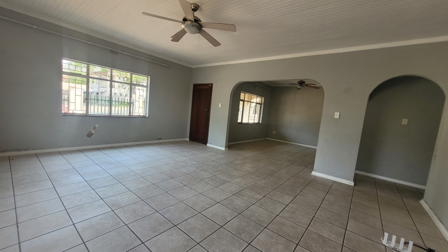 To Let 4 Bedroom Property for Rent in Nelspruit Ext 8 Mpumalanga