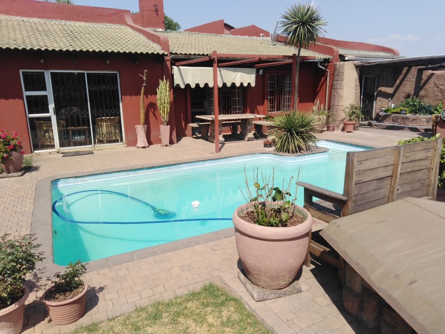 5 Bedroom Property for Sale in Reyno Ridge Mpumalanga