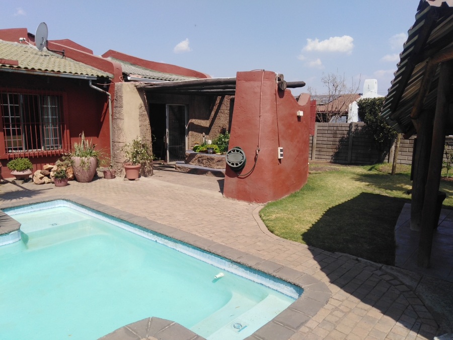 5 Bedroom Property for Sale in Reyno Ridge Mpumalanga