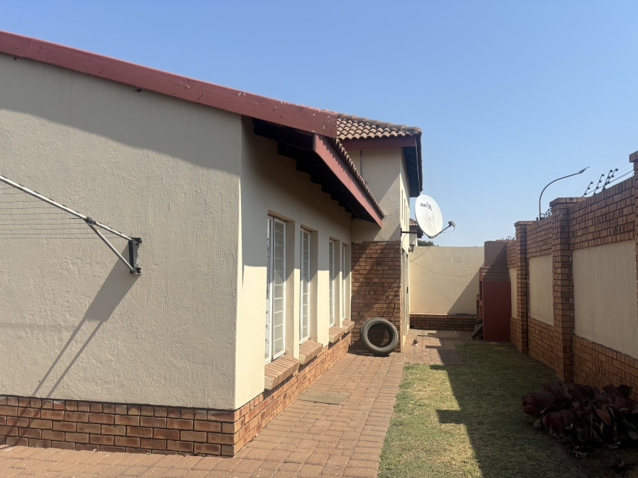 3 Bedroom Property for Sale in Reyno Ridge Mpumalanga