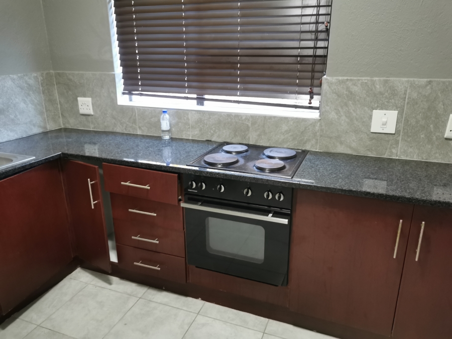 To Let 2 Bedroom Property for Rent in Nelspruit Ext 21 Mpumalanga