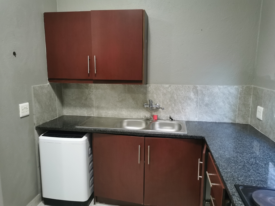 To Let 2 Bedroom Property for Rent in Nelspruit Ext 21 Mpumalanga