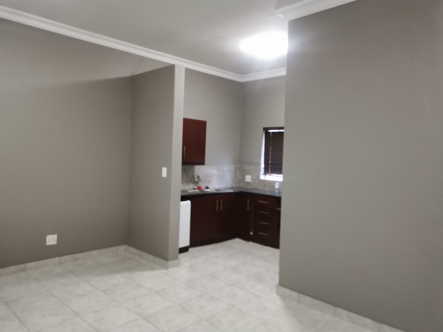 To Let 2 Bedroom Property for Rent in Nelspruit Ext 21 Mpumalanga