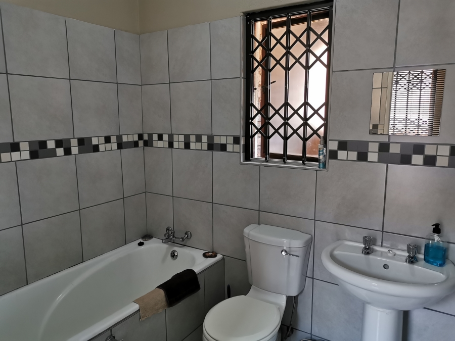 3 Bedroom Property for Sale in West Acres Ext 8 Mpumalanga