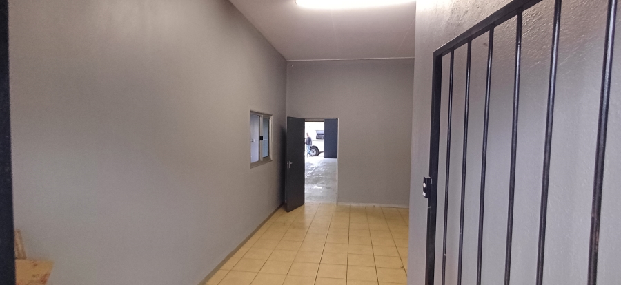 To Let commercial Property for Rent in Riverside Industrial Park Mpumalanga