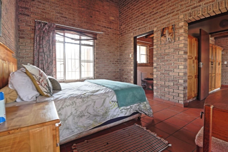 2 Bedroom Property for Sale in Marloth Park Mpumalanga