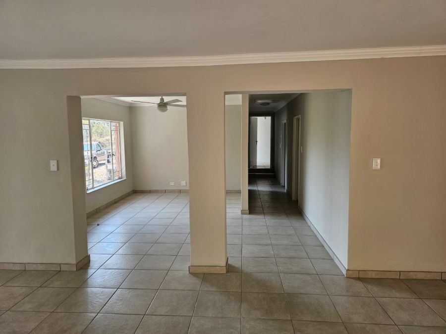 3 Bedroom Property for Sale in Sonheuwel Ext 1 Mpumalanga