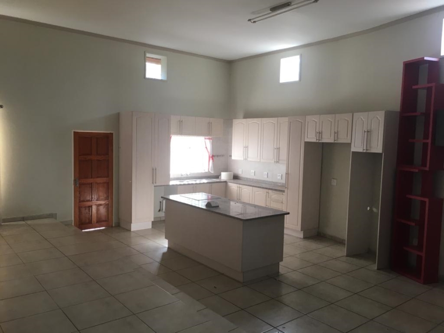 3 Bedroom Property for Sale in Sonheuwel Ext 1 Mpumalanga