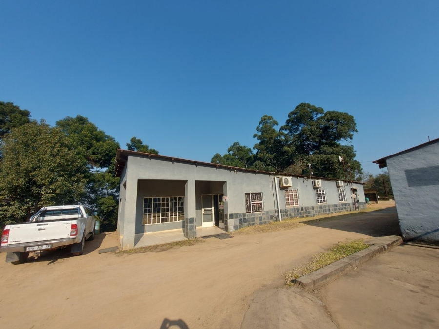 Commercial Property for Sale in White River Estates Mpumalanga