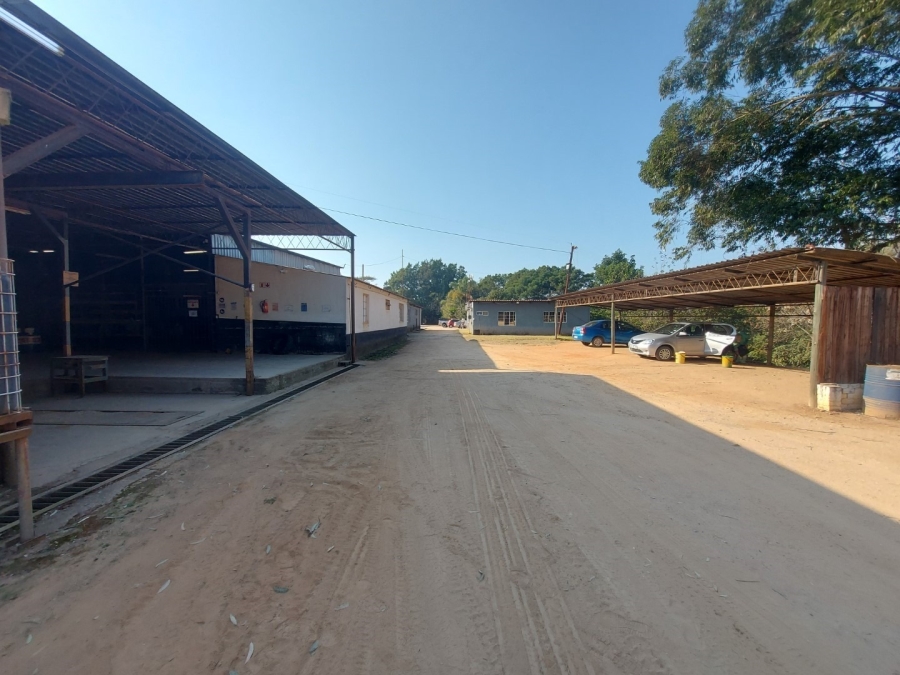 Commercial Property for Sale in White River Estates Mpumalanga