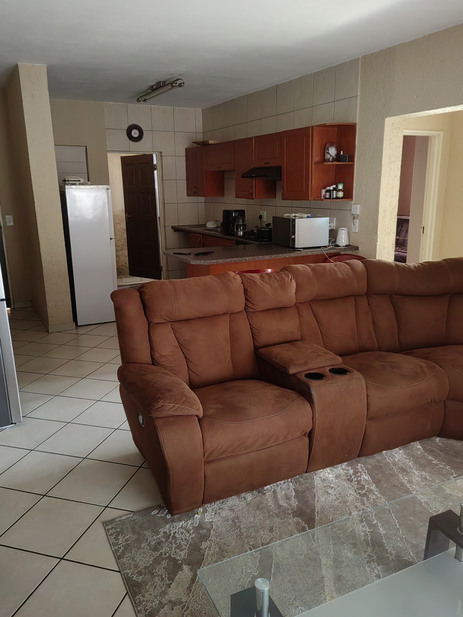 To Let 2 Bedroom Property for Rent in Stonehenge Ext 8 Mpumalanga