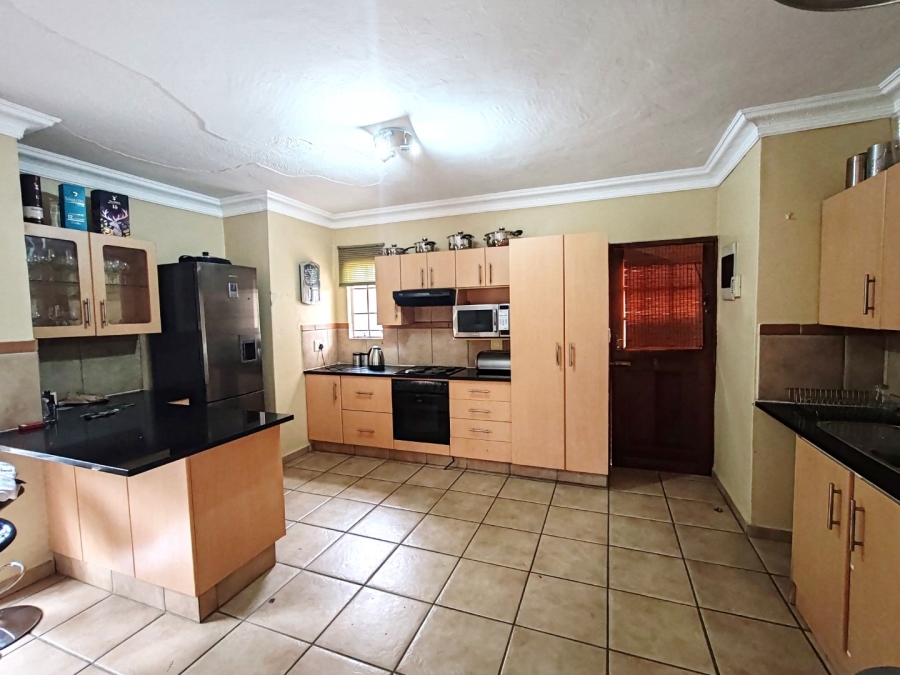 To Let 3 Bedroom Property for Rent in West Acres Mpumalanga