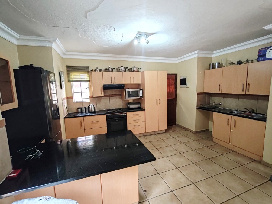 To Let 3 Bedroom Property for Rent in West Acres Mpumalanga