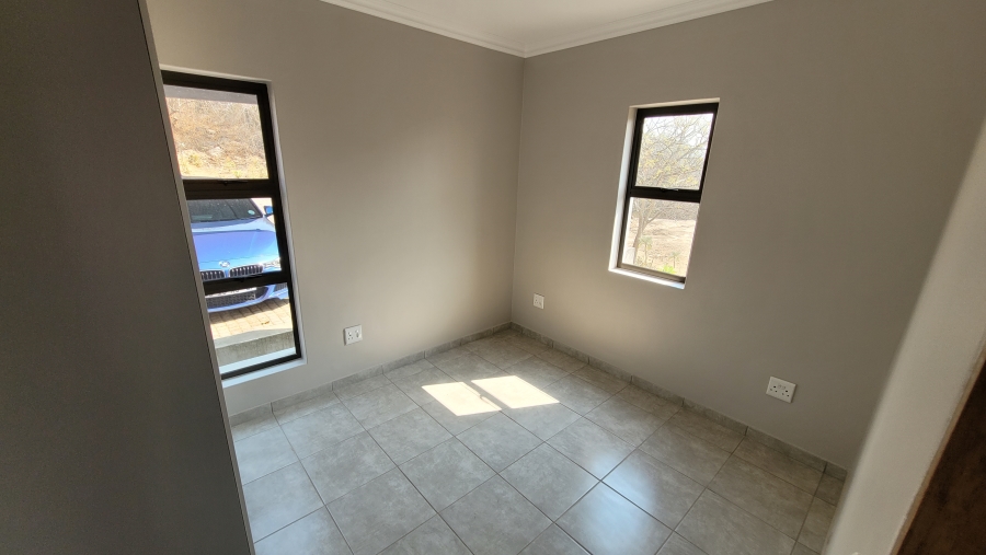 2 Bedroom Property for Sale in Stonehenge Mpumalanga