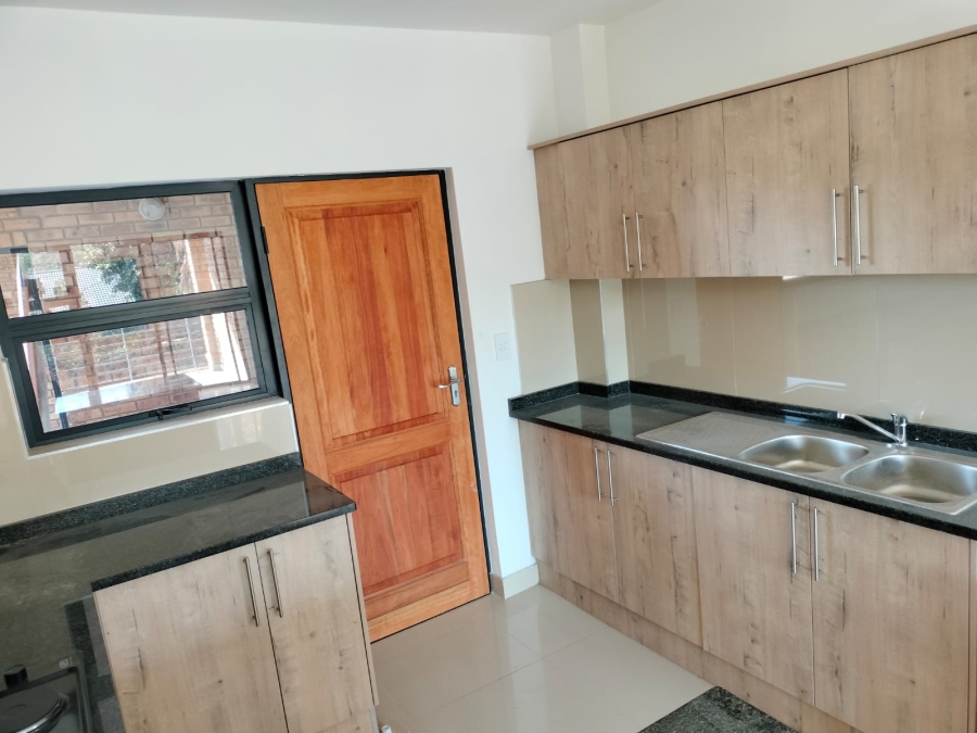 To Let 2 Bedroom Property for Rent in West Acres Mpumalanga