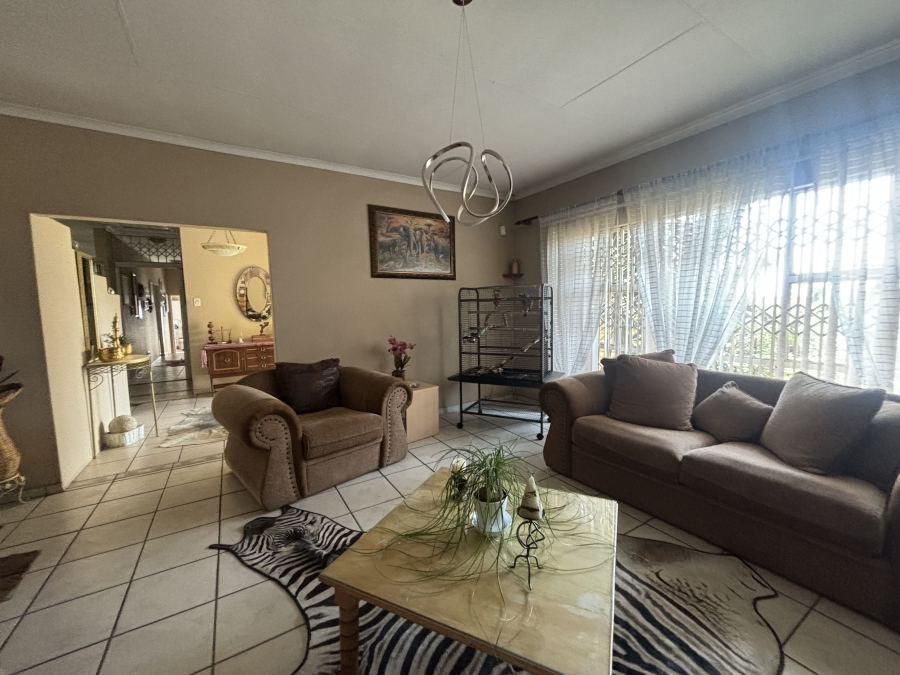 3 Bedroom Property for Sale in Die Heuwel Ext 4 Mpumalanga