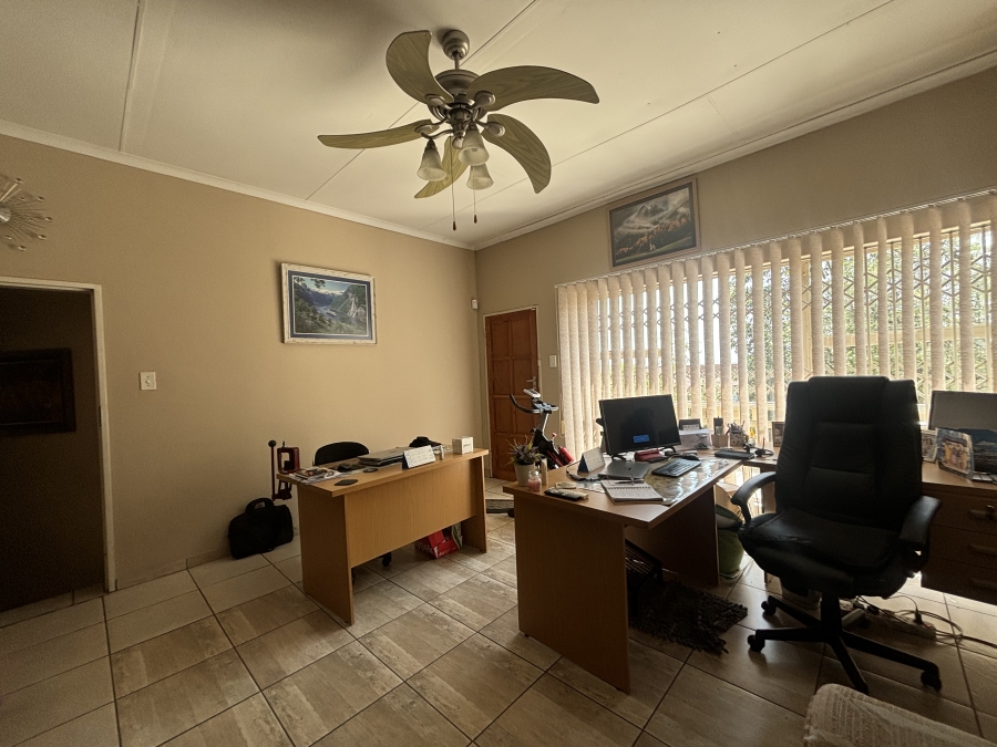 3 Bedroom Property for Sale in Die Heuwel Ext 4 Mpumalanga