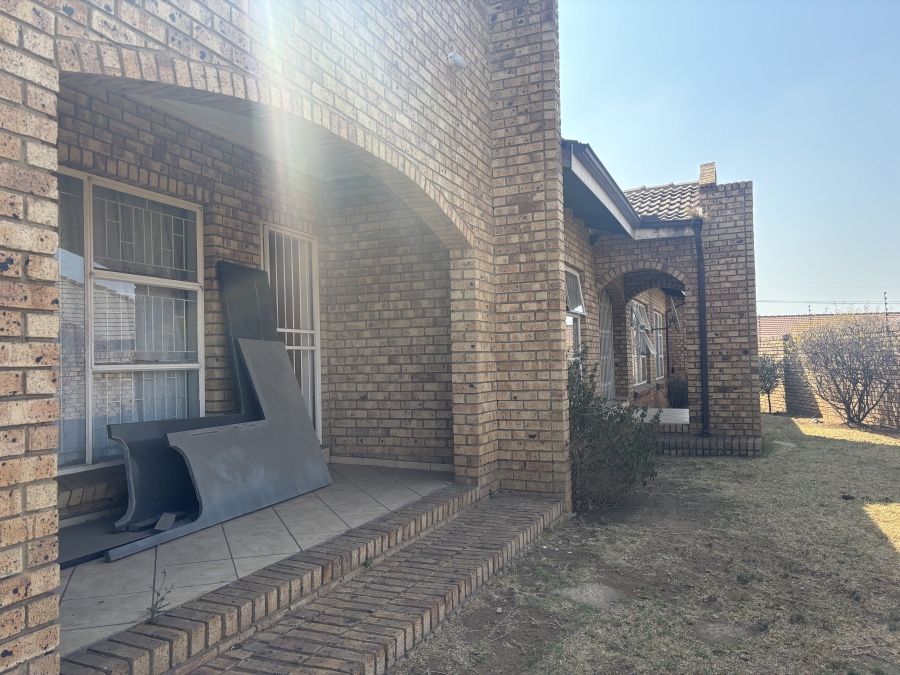 3 Bedroom Property for Sale in Reyno Ridge Mpumalanga