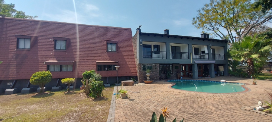 9 Bedroom Property for Sale in White River Mpumalanga