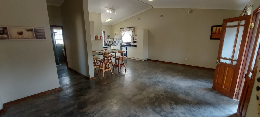 9 Bedroom Property for Sale in White River Mpumalanga