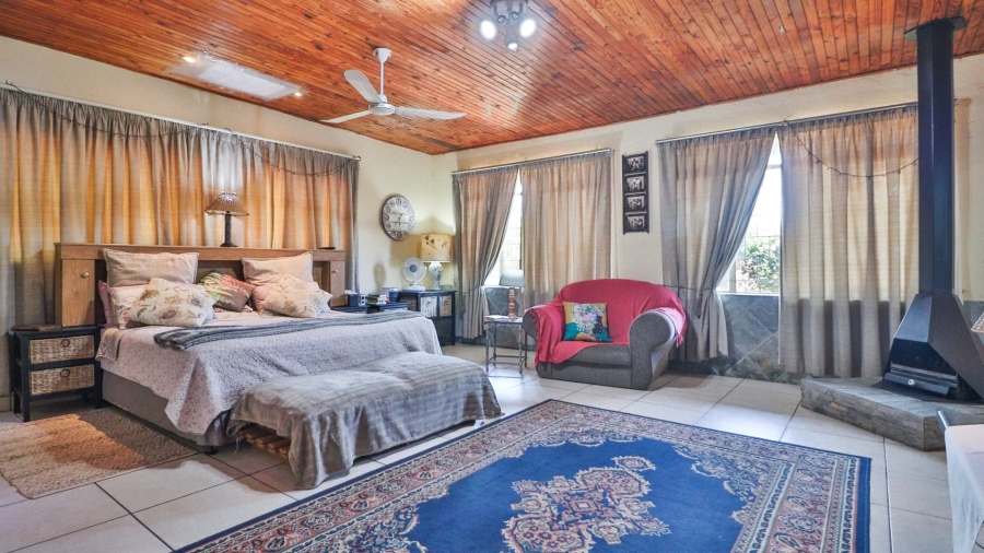 9 Bedroom Property for Sale in White River Mpumalanga