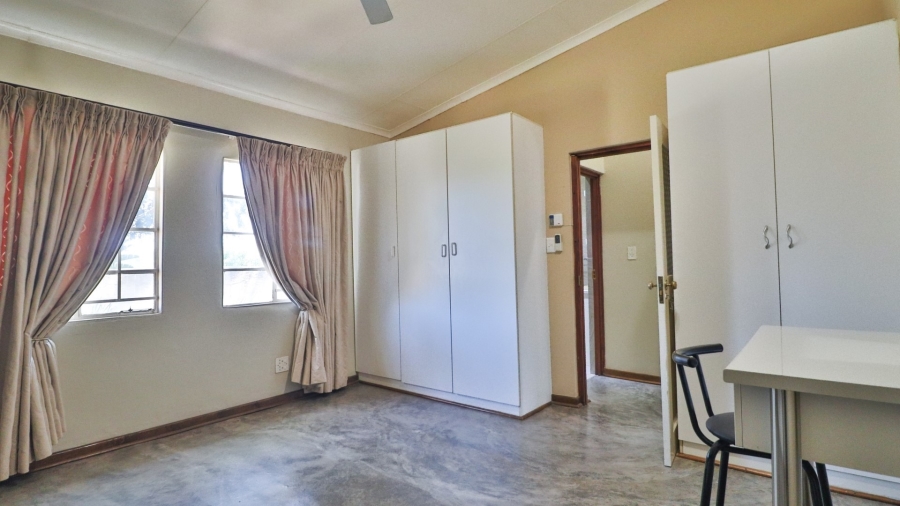 9 Bedroom Property for Sale in White River Mpumalanga