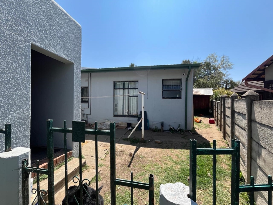 5 Bedroom Property for Sale in Secunda Mpumalanga