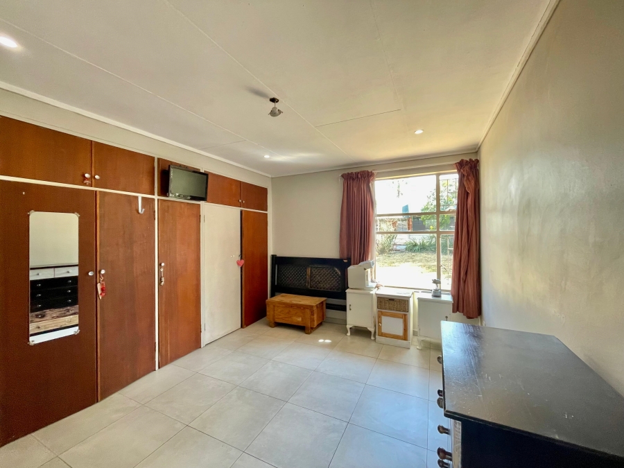 5 Bedroom Property for Sale in Secunda Mpumalanga