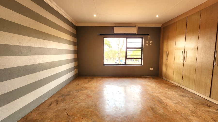 3 Bedroom Property for Sale in Ntulo Wildlife Estate Mpumalanga