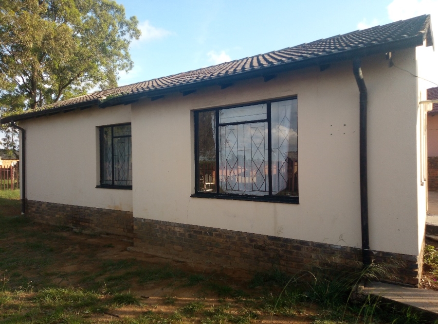 To Let 3 Bedroom Property for Rent in Pine Ridge Mpumalanga