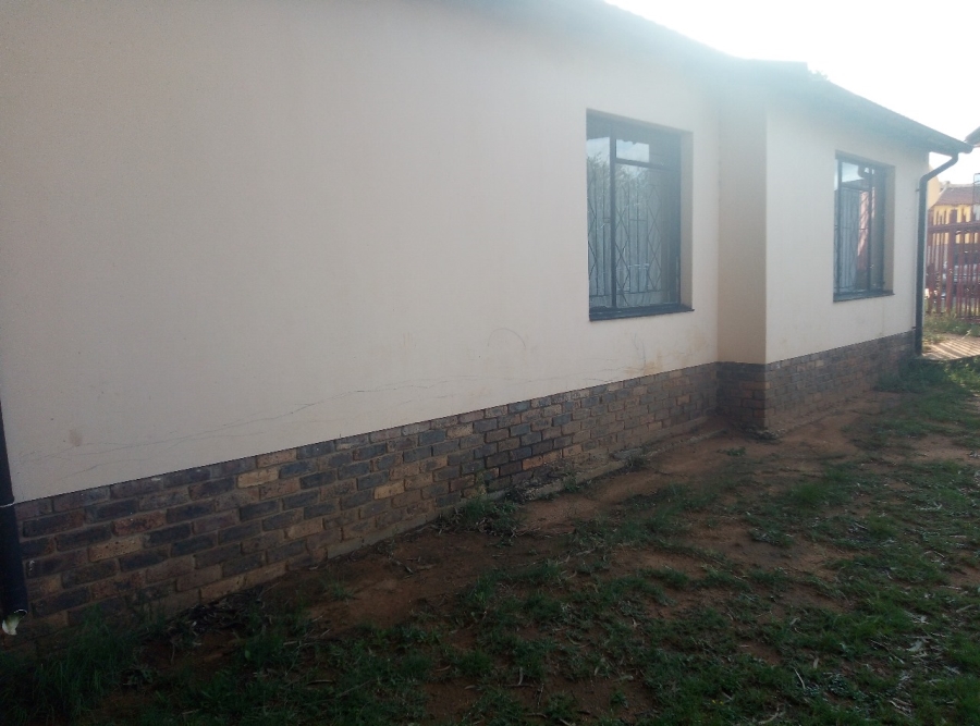 To Let 3 Bedroom Property for Rent in Pine Ridge Mpumalanga