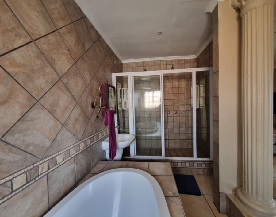 3 Bedroom Property for Sale in Kingsview Ext 1 Mpumalanga