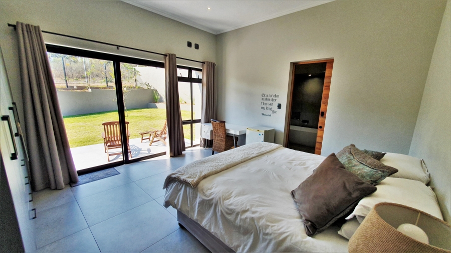 5 Bedroom Property for Sale in The Rest Nature Estate Mpumalanga