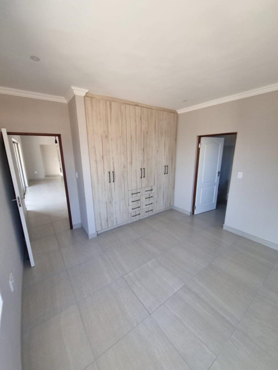 3 Bedroom Property for Sale in Stonehenge Ext 1 Mpumalanga