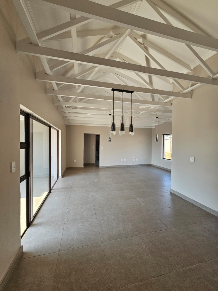 3 Bedroom Property for Sale in Stonehenge Ext 1 Mpumalanga