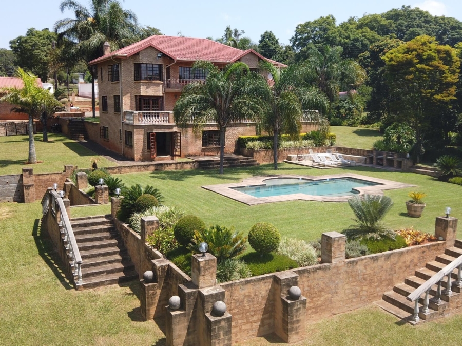 5 Bedroom Property for Sale in White River Mpumalanga