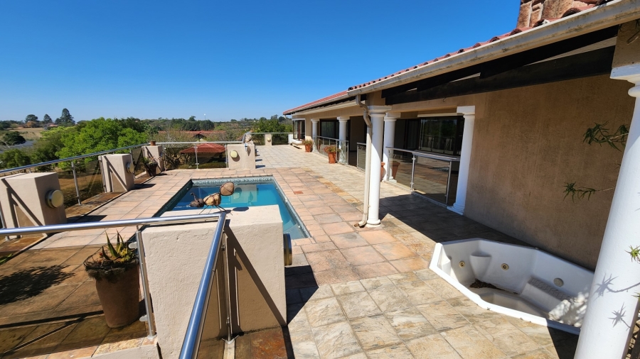 5 Bedroom Property for Sale in Waterberry Country Estate Mpumalanga