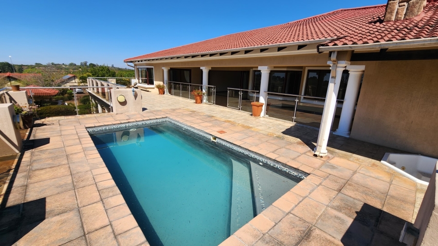 5 Bedroom Property for Sale in Waterberry Country Estate Mpumalanga