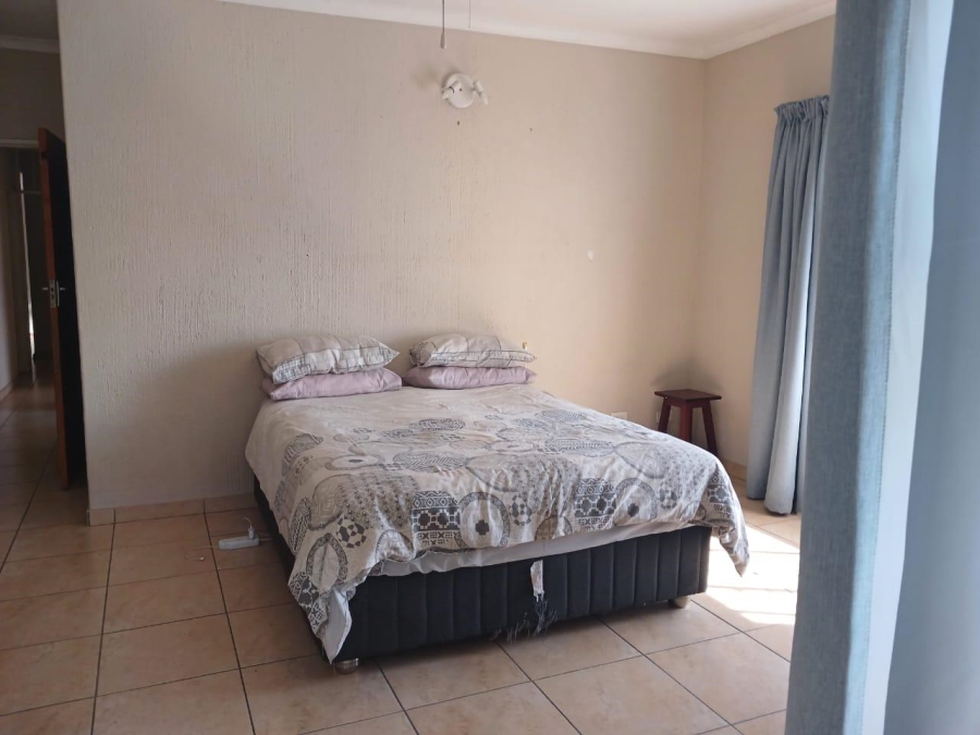 To Let 4 Bedroom Property for Rent in Sonheuwel Mpumalanga