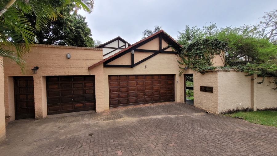 5 Bedroom Property for Sale in Nelspruit Ext 11 Mpumalanga