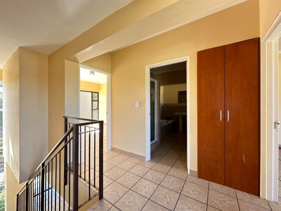 2 Bedroom Property for Sale in Stonehenge Ext 7 Mpumalanga