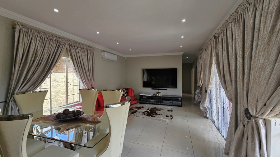 3 Bedroom Property for Sale in West Acres Ext 40 Mpumalanga